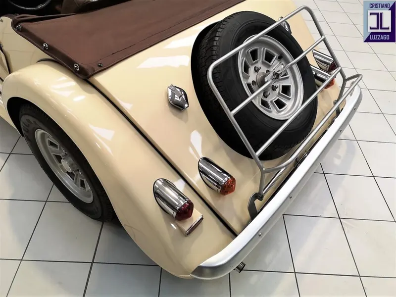 Morgan Plus 8 28