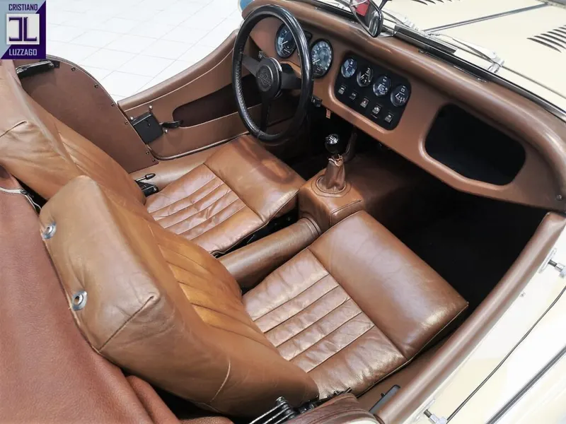 Morgan Plus 8 15