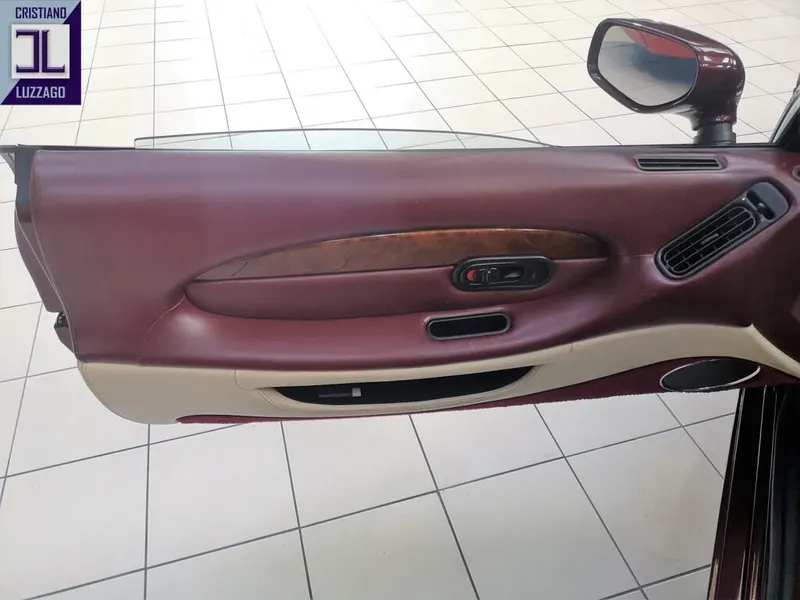 Aston Martin Db 7 18