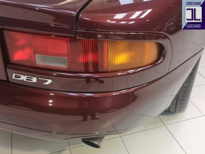 Aston Martin Db 7 12