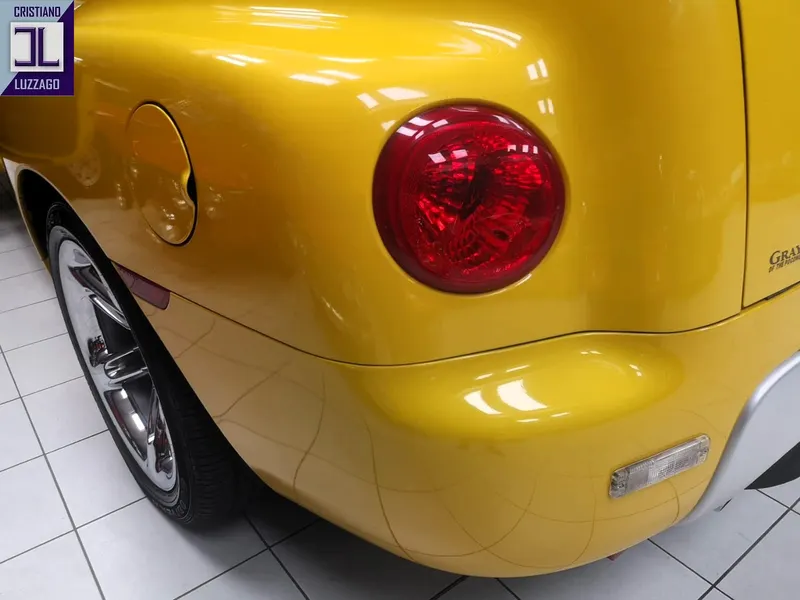 Chevrolet Super Sport Roadster 14