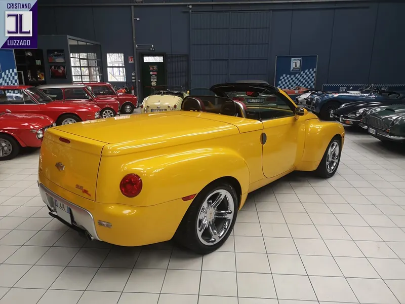Chevrolet Super Sport Roadster 6