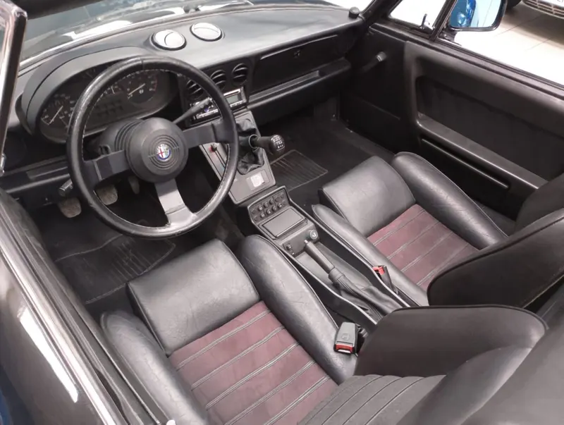 Alfa Romeo Spider 2000 S.4 19