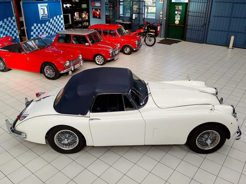 Jaguar Xk 150 3.4 Dhc Rhd Automatic 12