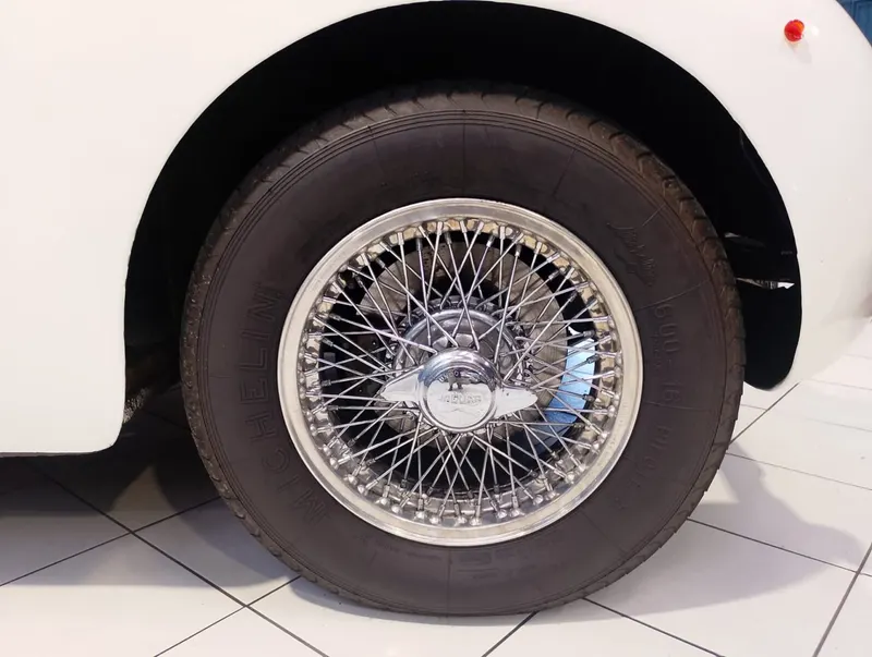 Jaguar Xk 150 3.4 Dhc Rhd Automatic 34