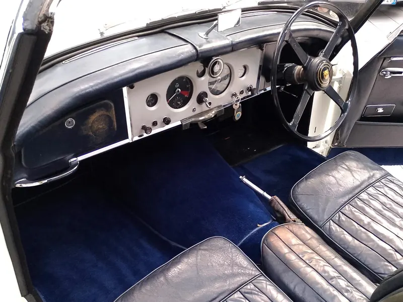 Jaguar Xk 150 3.4 Dhc Rhd Automatic 22