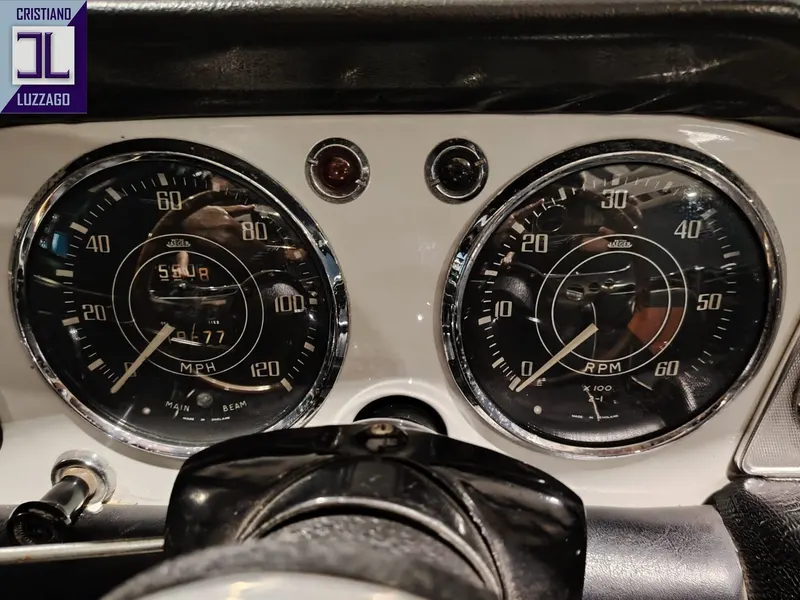 Triumph Tr4 27