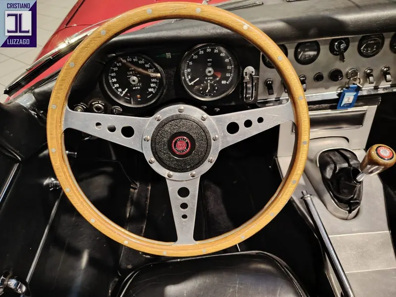 Jaguar E Type 3.8 Ots 18