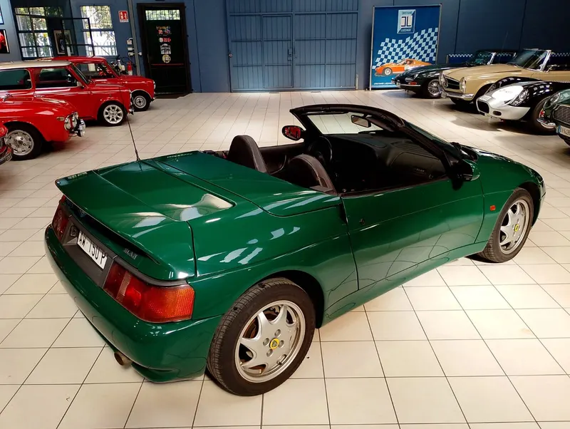 Lotus Elan 1.6 Turbo (100b) 9