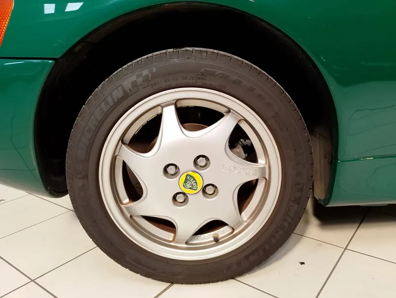 Lotus Elan 1.6 Turbo (100b) 33