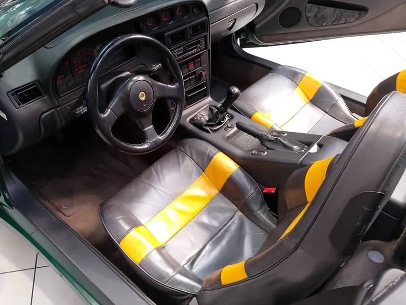 Lotus Elan 1.6 Turbo (100b) 17