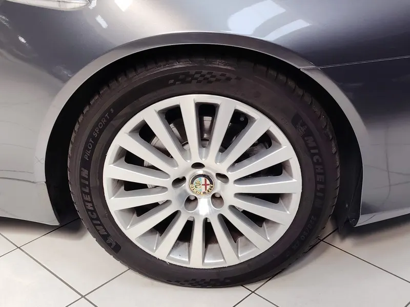 Alfa Romeo 939 Spider 2.00 Jts 185 Cv Twin Spark 33