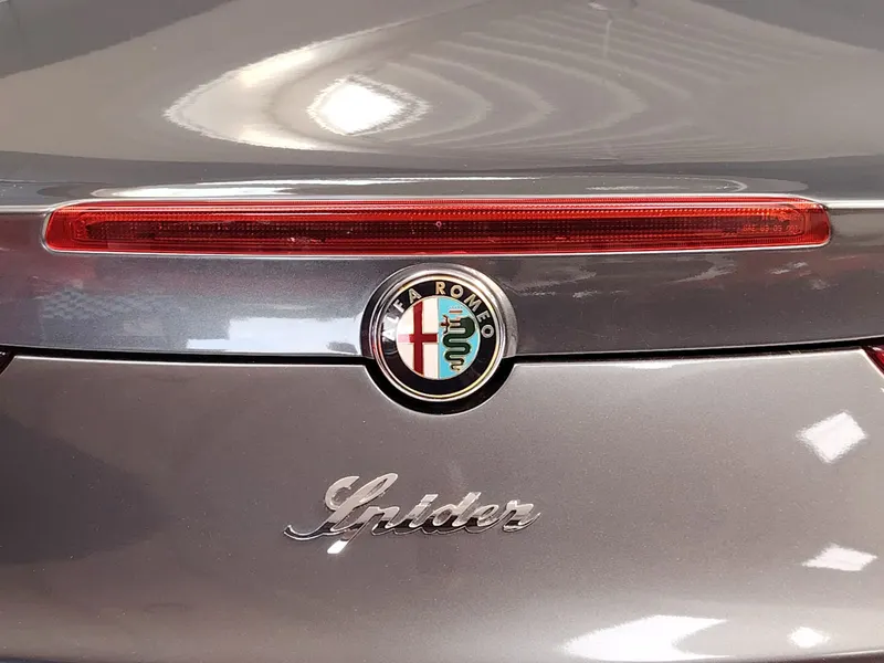 Alfa Romeo 939 Spider 2.00 Jts 185 Cv Twin Spark 22
