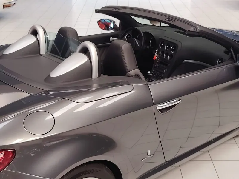 Alfa Romeo 939 Spider 2.00 Jts 185 Cv Twin Spark 30