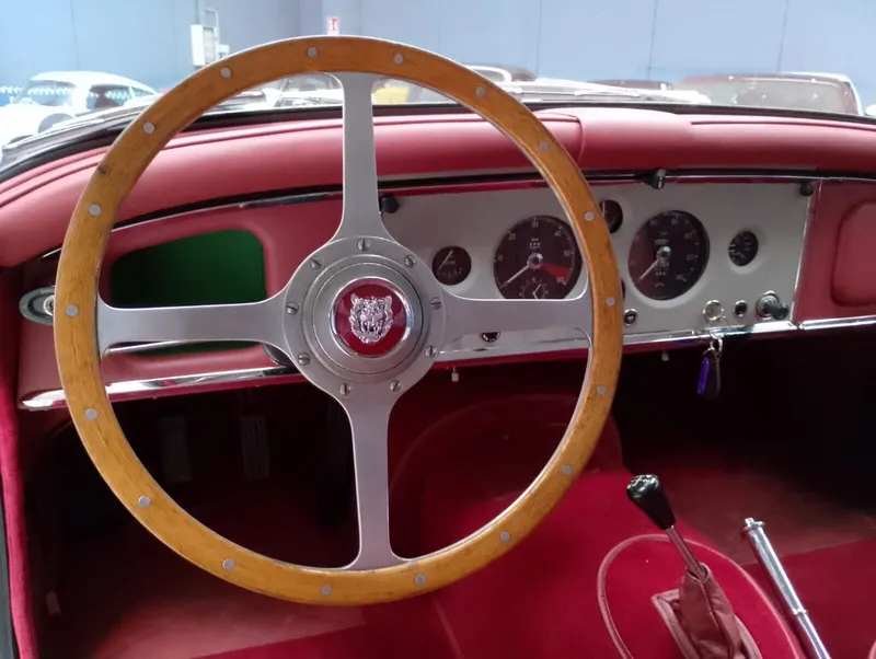 Jaguar Xk 150 Fhc 3.4 Litre 36