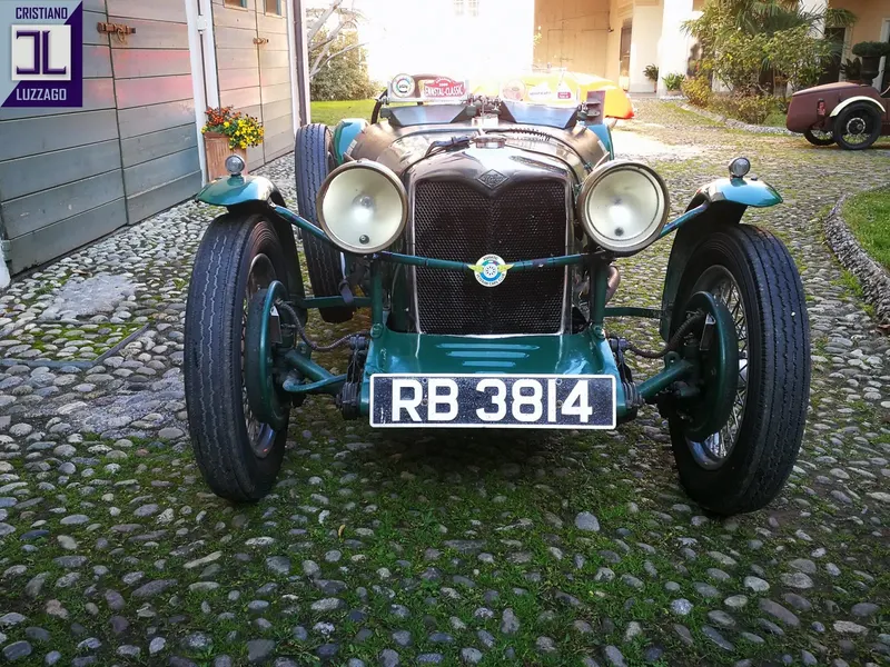 9 Special Brooklands Style 18