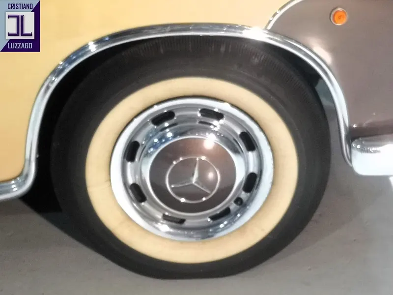 220s Cabriolet 16