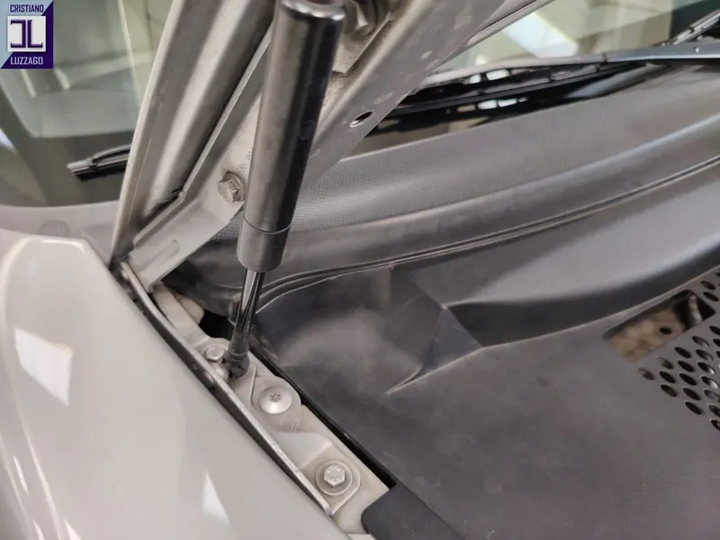 Porsche 996-610 Carrera 4 Cabriolet 75