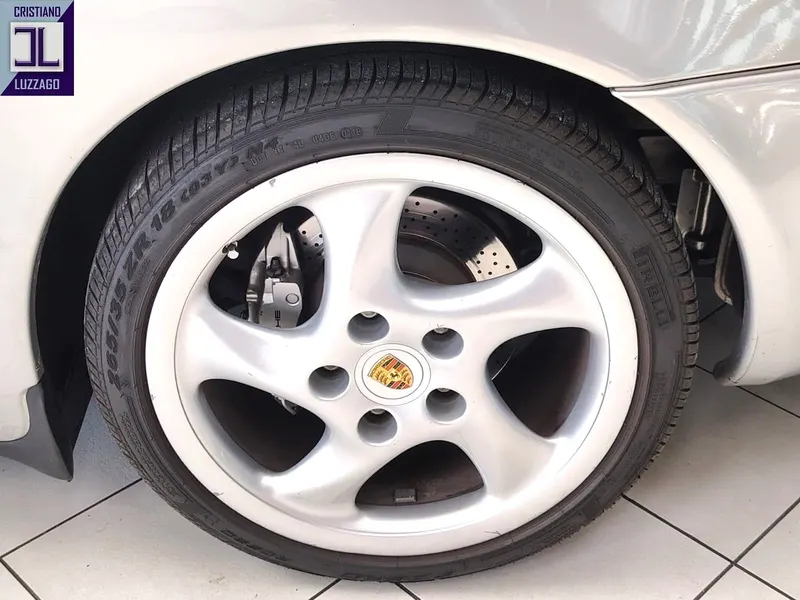 Porsche 996-610 Carrera 4 Cabriolet 30