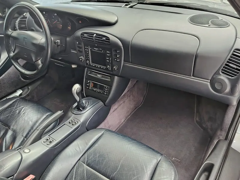 Porsche 996-610 Carrera 4 Cabriolet 47