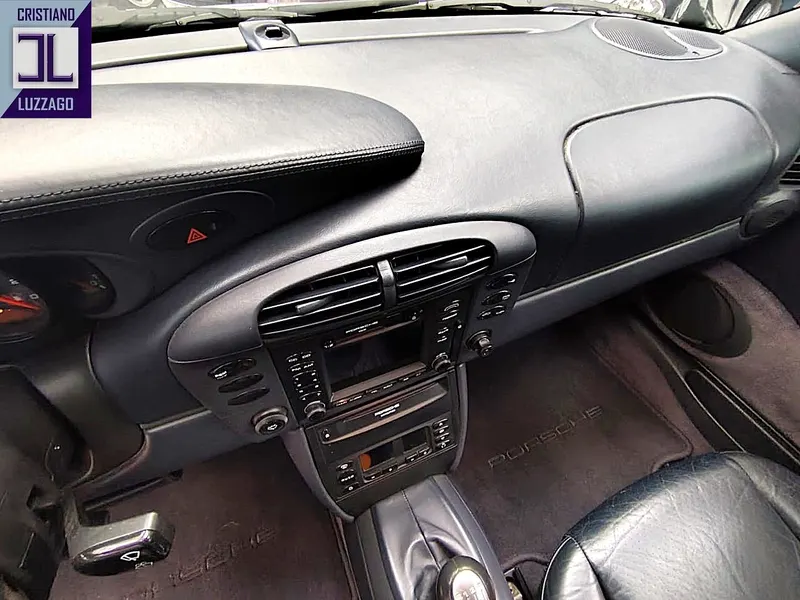 Porsche 996-610 Carrera 4 Cabriolet 40