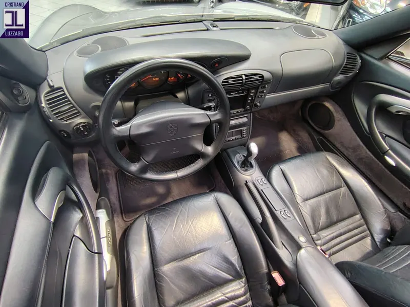 Porsche 996-610 Carrera 4 Cabriolet 34