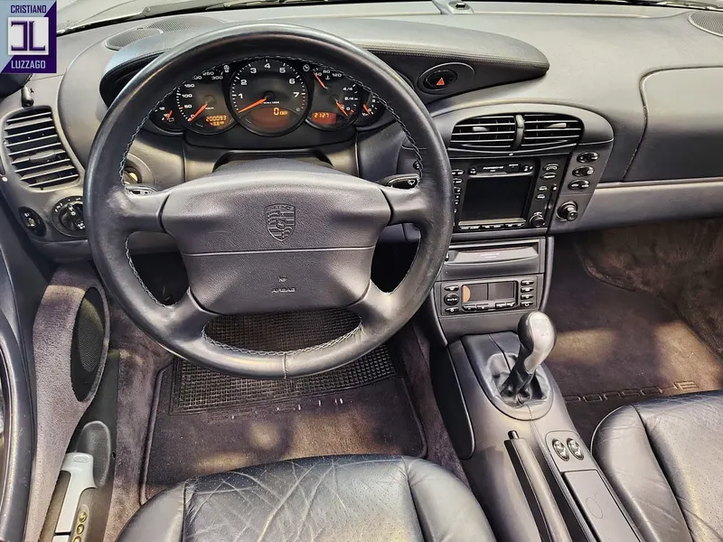 Porsche 996-610 Carrera 4 Cabriolet 35