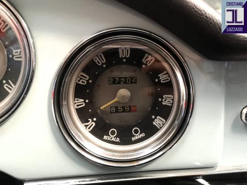 Alfa Romeo Giulietta Spider 1300 S3 26