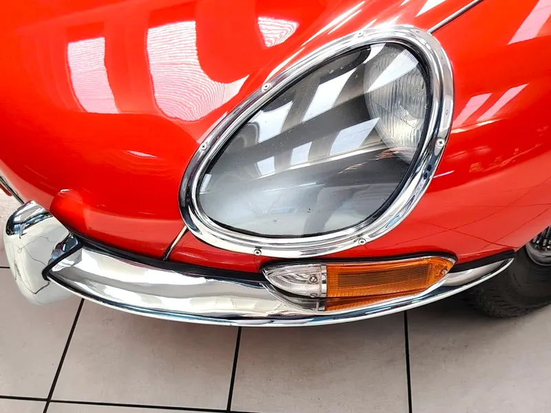 Jaguar E Type S1 3.8 Roadster 12