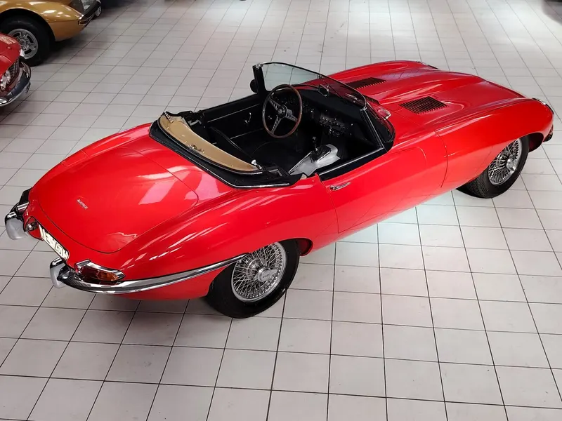 Jaguar E Type S1 3.8 Roadster 9