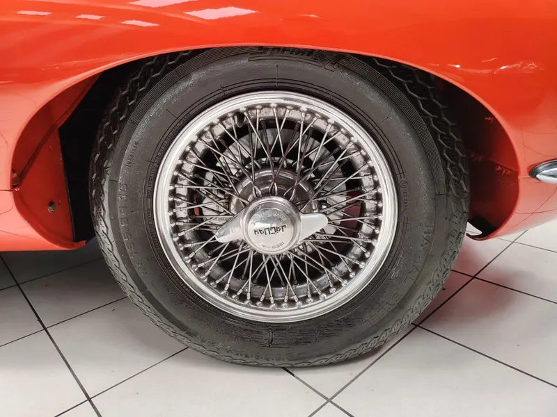 Jaguar E Type S1 3.8 Roadster 24