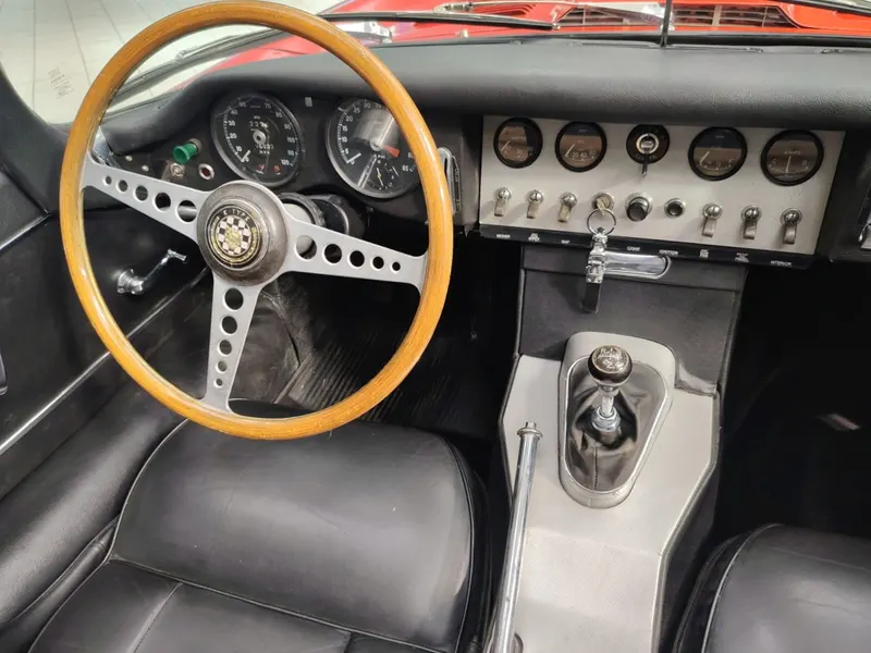 Jaguar E Type S1 3.8 Roadster 30
