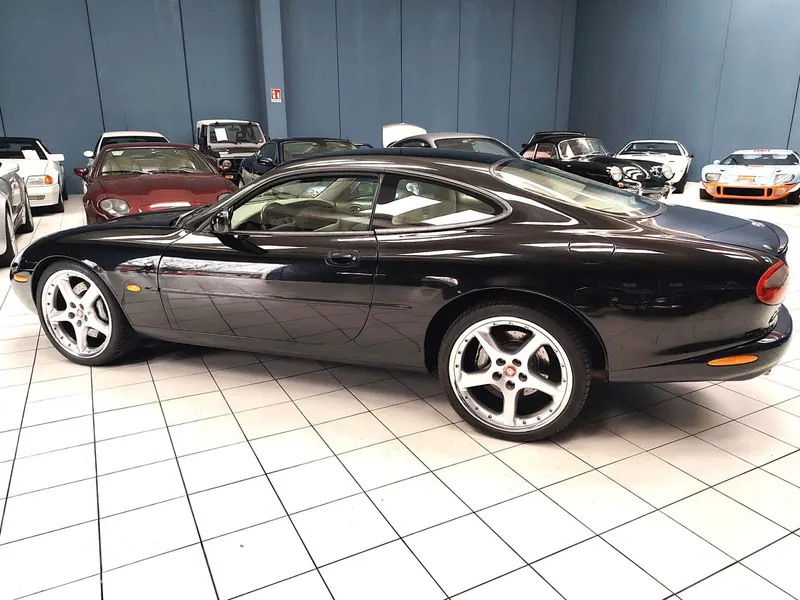 Jaguar Xk R Coupe 5