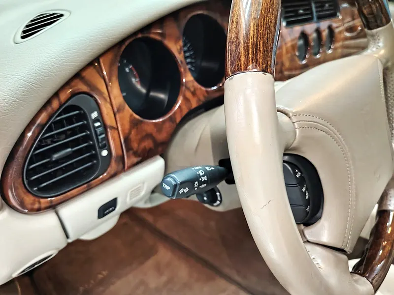 Jaguar Xk R Coupe 27