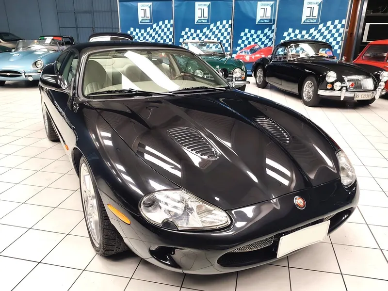 Jaguar Xk R Coupe 10