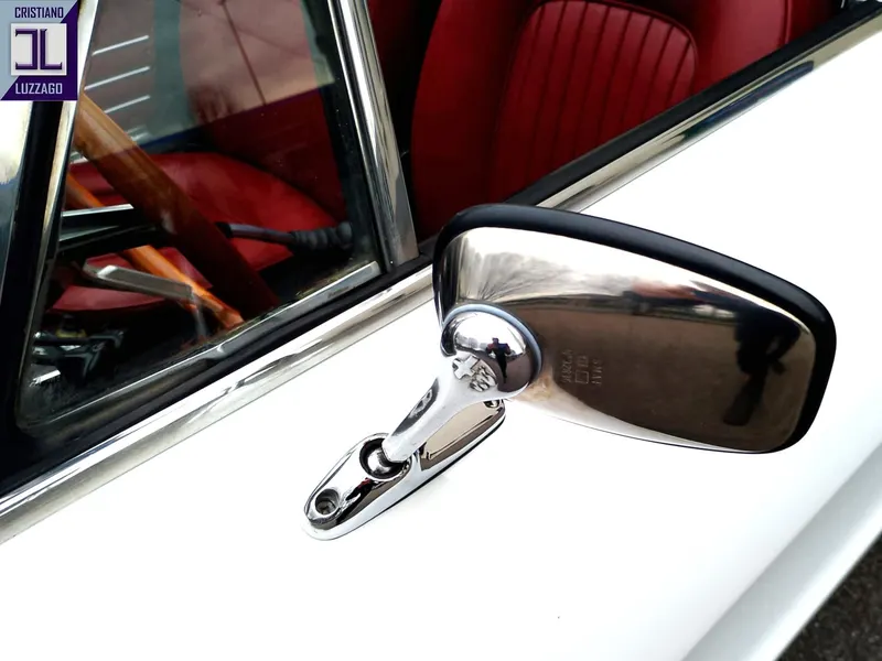 Alfa Romeo 1750 Spider Veloce 7