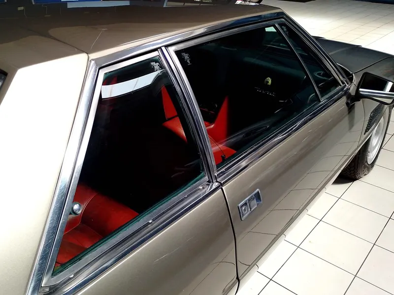 Maserati Kyalami 4.900 43
