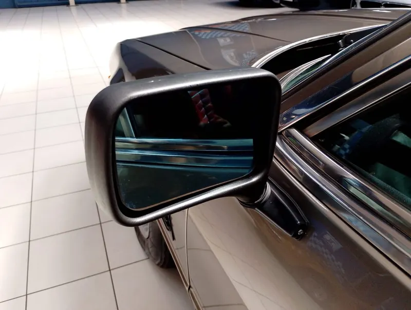 Maserati Kyalami 4.900 44