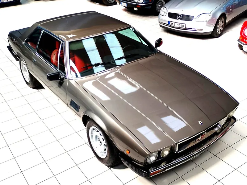 Maserati Kyalami 4.900 31