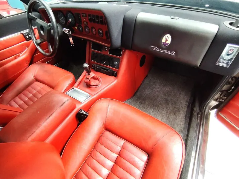 Maserati Kyalami 4.900 74