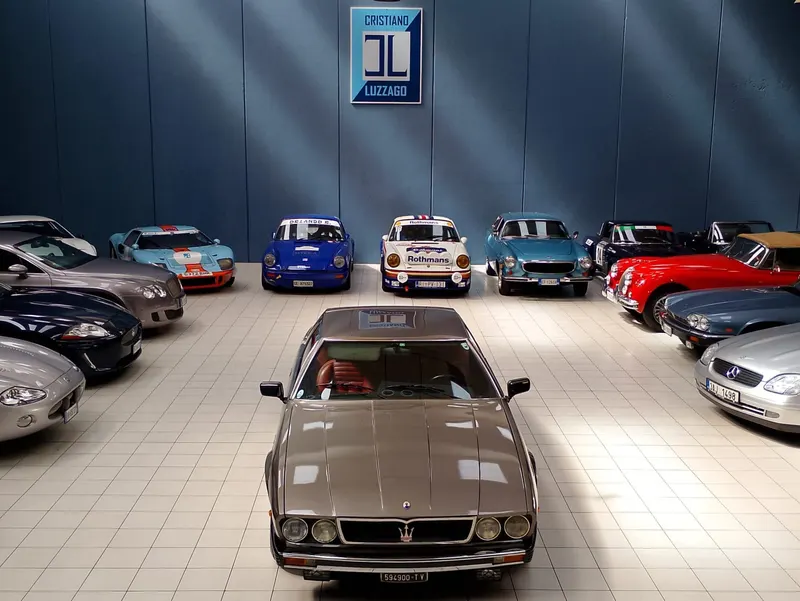 Maserati Kyalami 4.900 33