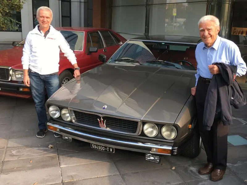 Maserati Kyalami 4.900 30