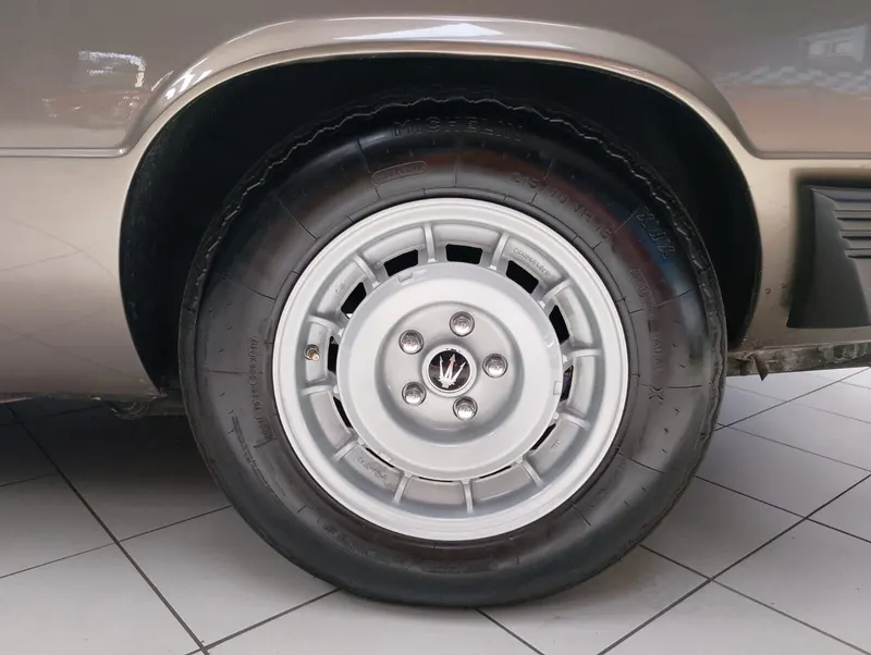Maserati Kyalami 4.900 101