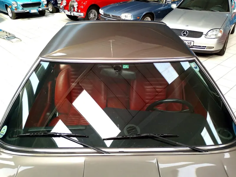 Maserati Kyalami 4.900 40