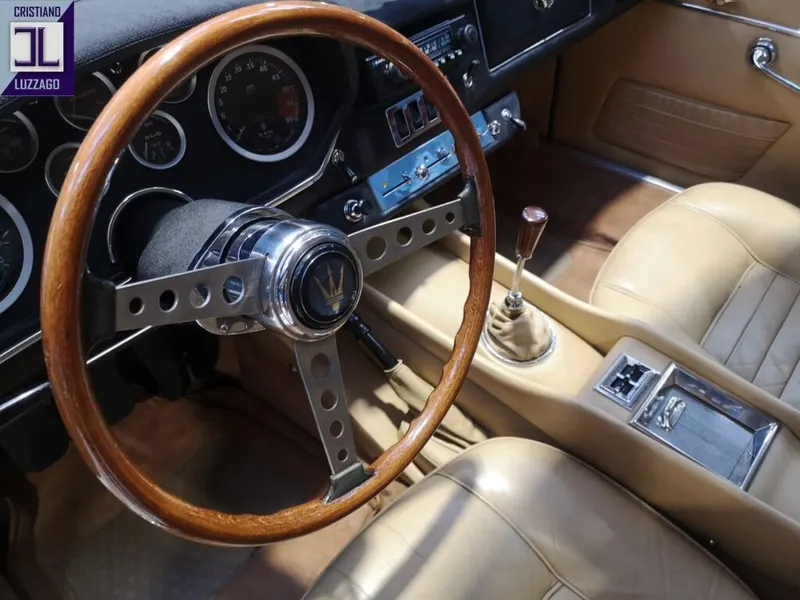 Maserati Mistral 3.700 28