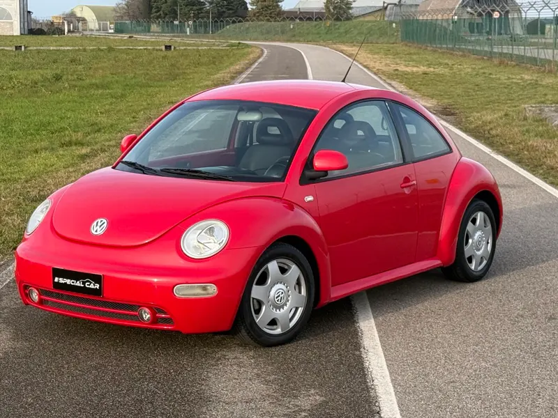 Volkswagen New Beetle 2.0i 116cv UNIPROPRIETARIO 17
