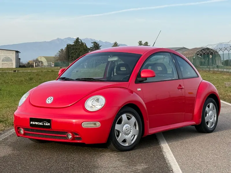 Volkswagen New Beetle 2.0i 116cv UNIPROPRIETARIO 27