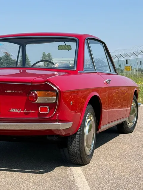Lancia Fulvia 1.3 Rallye LEVA LUNGA '68 restauro professionale 22