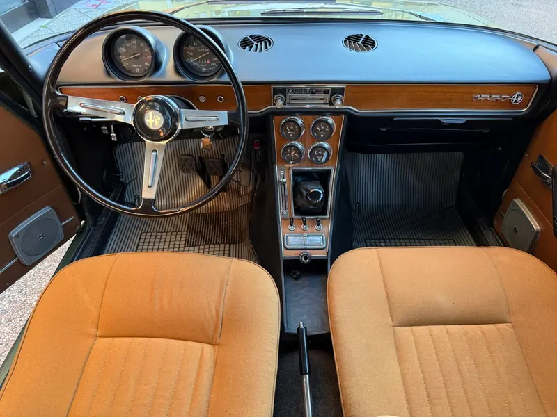Alfa Romeo 1750 1a SERIE 1969 22