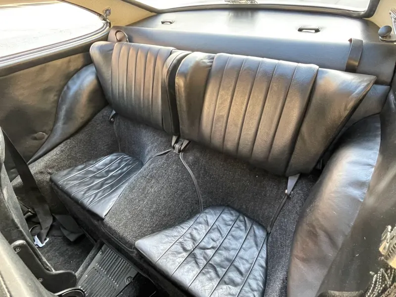 Porsche 911 2.4 S 17